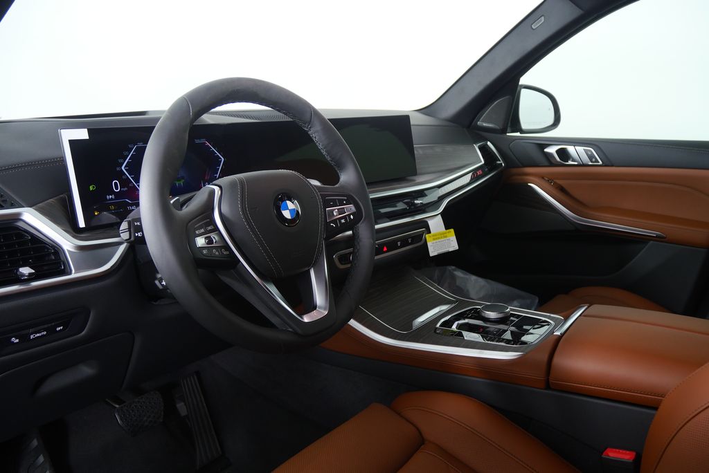 Thumbnail: 2026 BMW X5 - 12