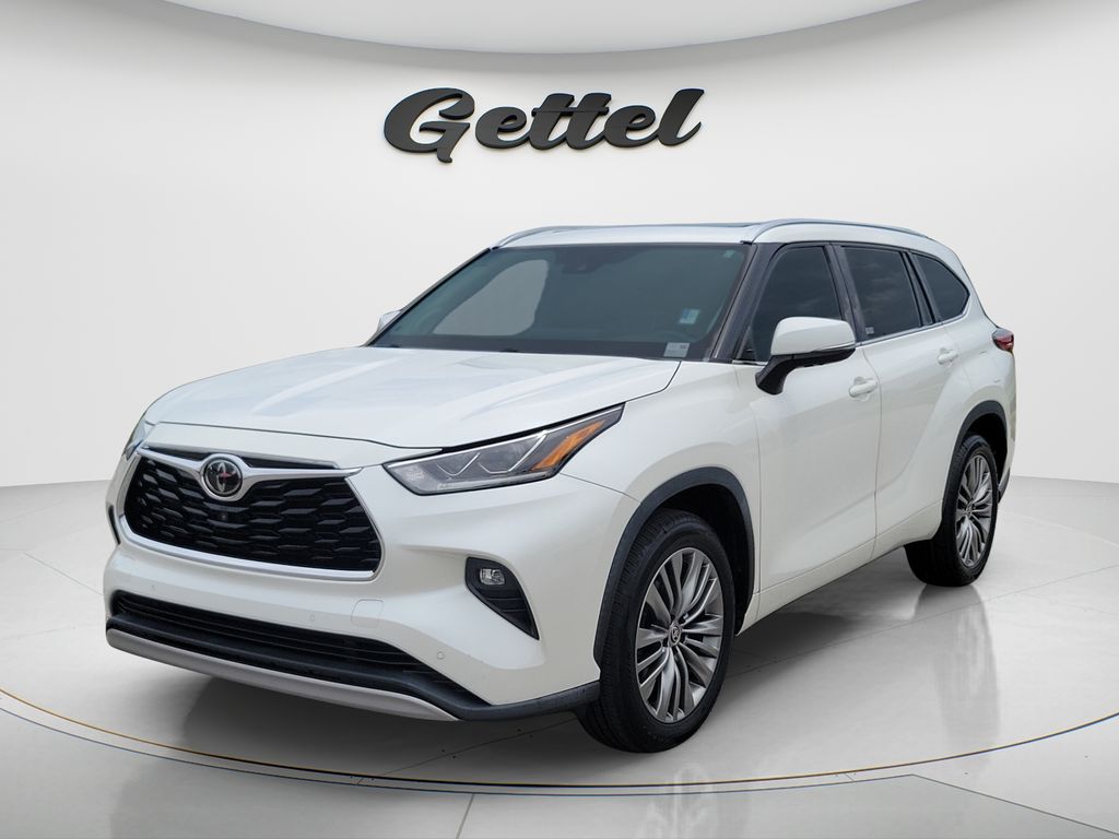 White (Blizzard Pearl) 2020 Toyota Highlander Platinum FWD SUV / Crossover Front-Wheel Drive 8-Speed Automatic