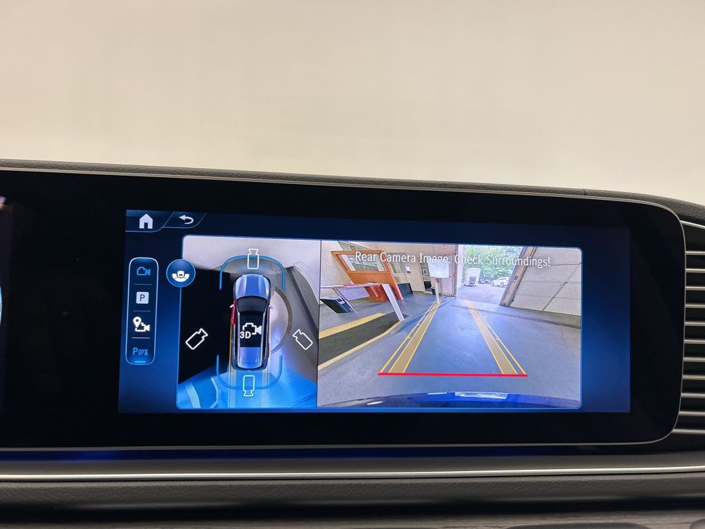 Thumbnail: 2026 Mercedes-Benz GLS - 18