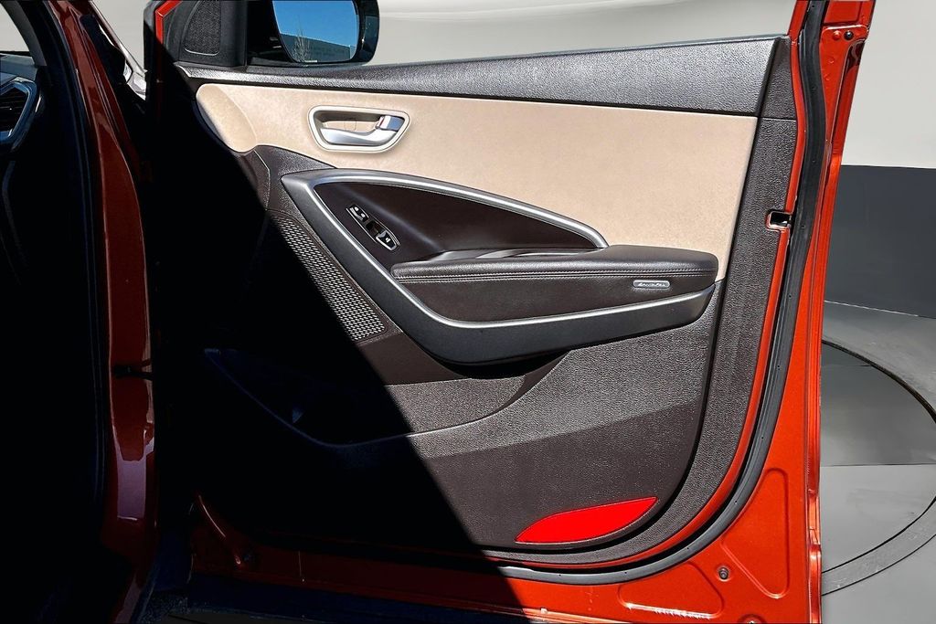 Used 2017 Orange Hyundai 2.4 Base image 26