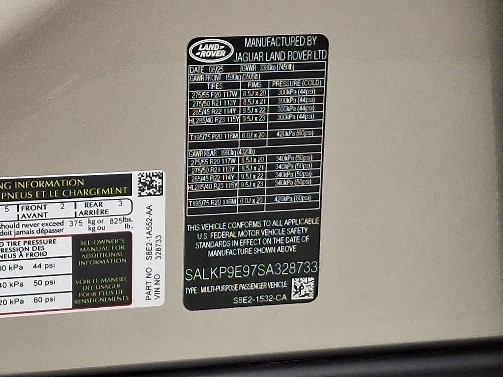 Thumbnail: 2025 Land Rover Range Rover - 19