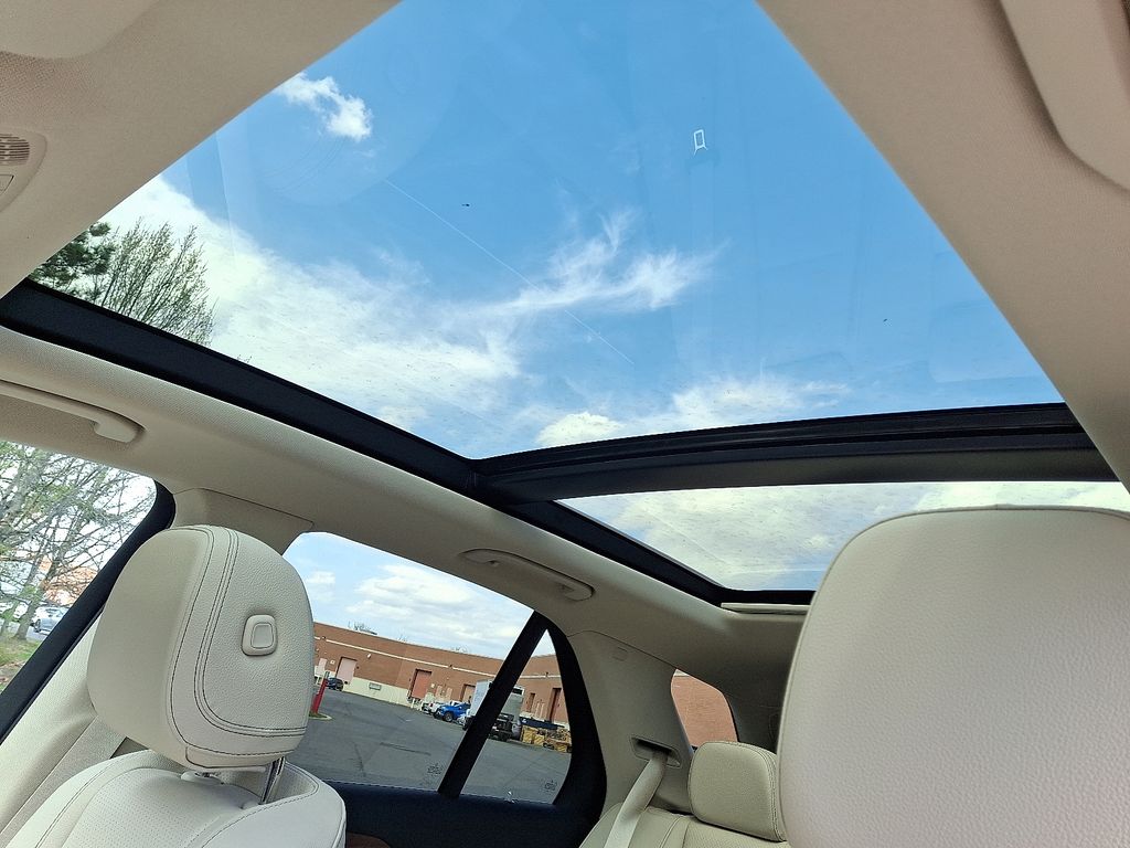 Thumbnail: 2026 Mercedes-Benz GLE - 11