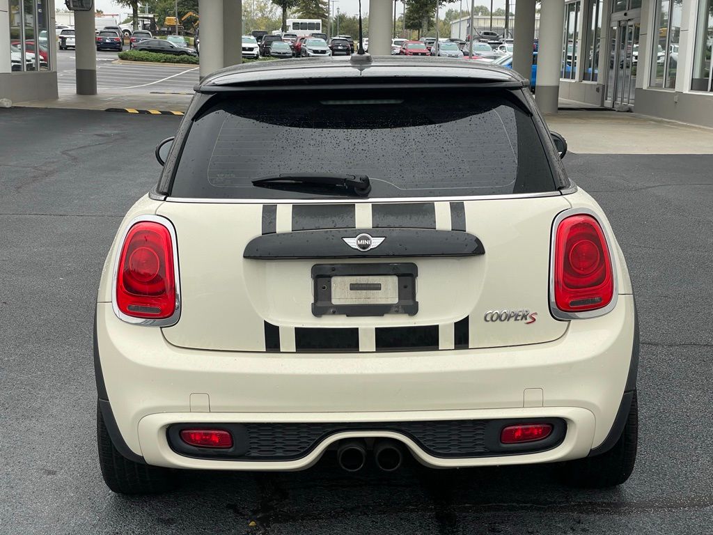 Thumbnail: 2015 MINI Cooper - 4