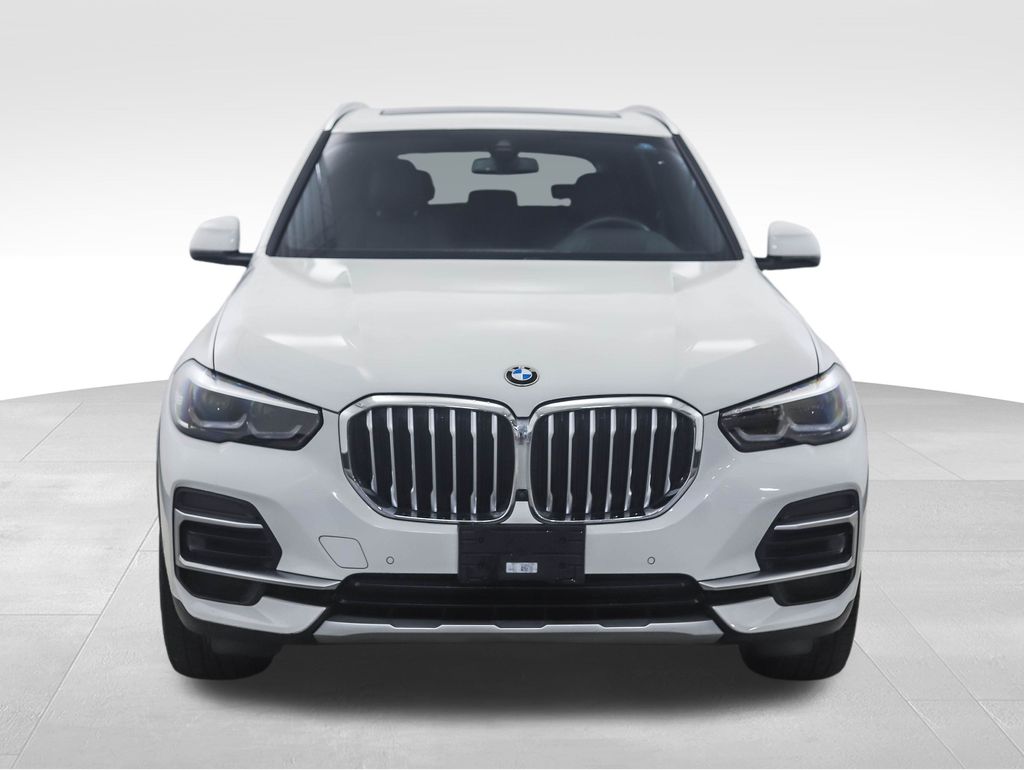 Thumbnail: 2022 BMW X5 - 8
