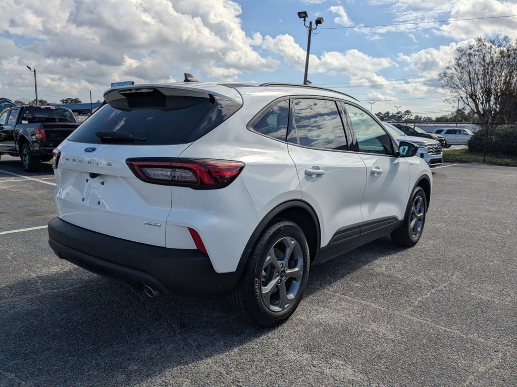 2026 Ford Escape ST-Line