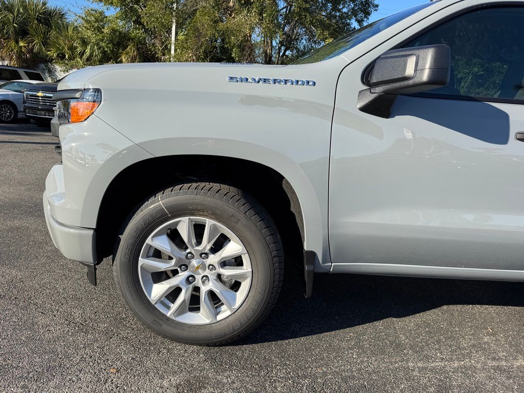 2025 Chevrolet Silverado 1500 Custom 12