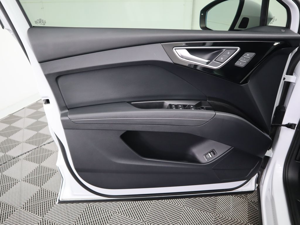 2023 Audi Q4 e-tron Premium Plus 25