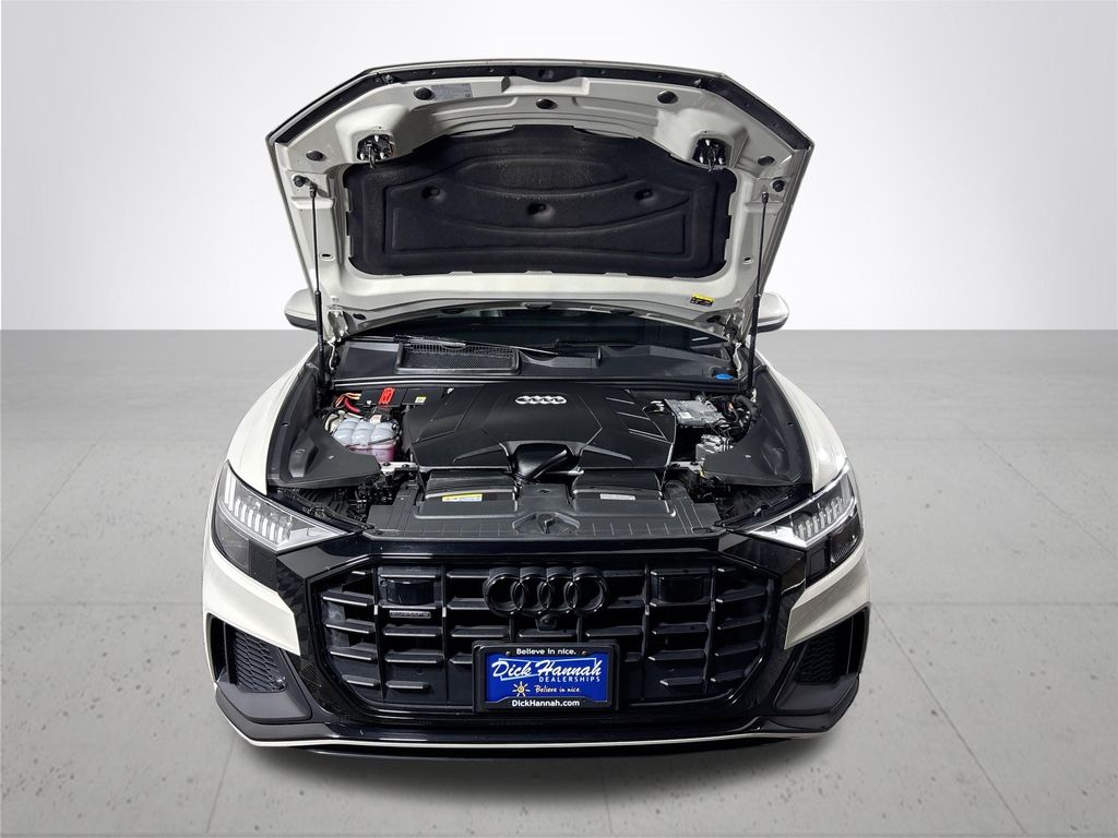 2023 Audi Q8 55 Premium Plus