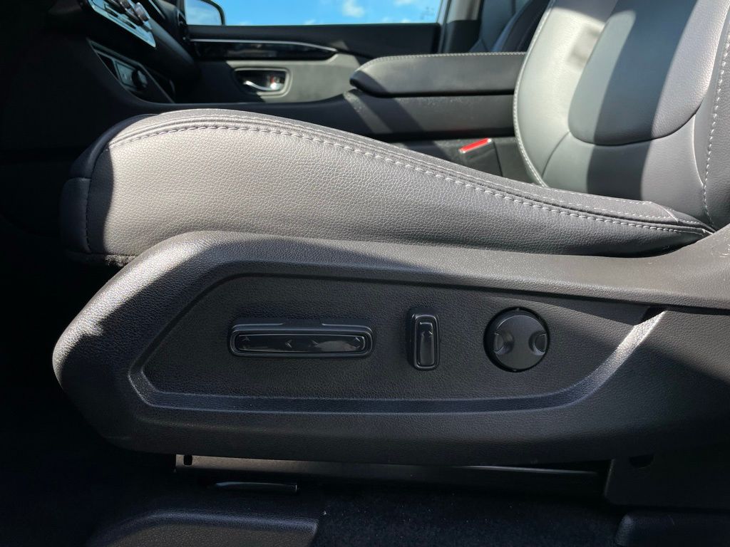 Thumbnail: 2025 Honda Pilot - 25