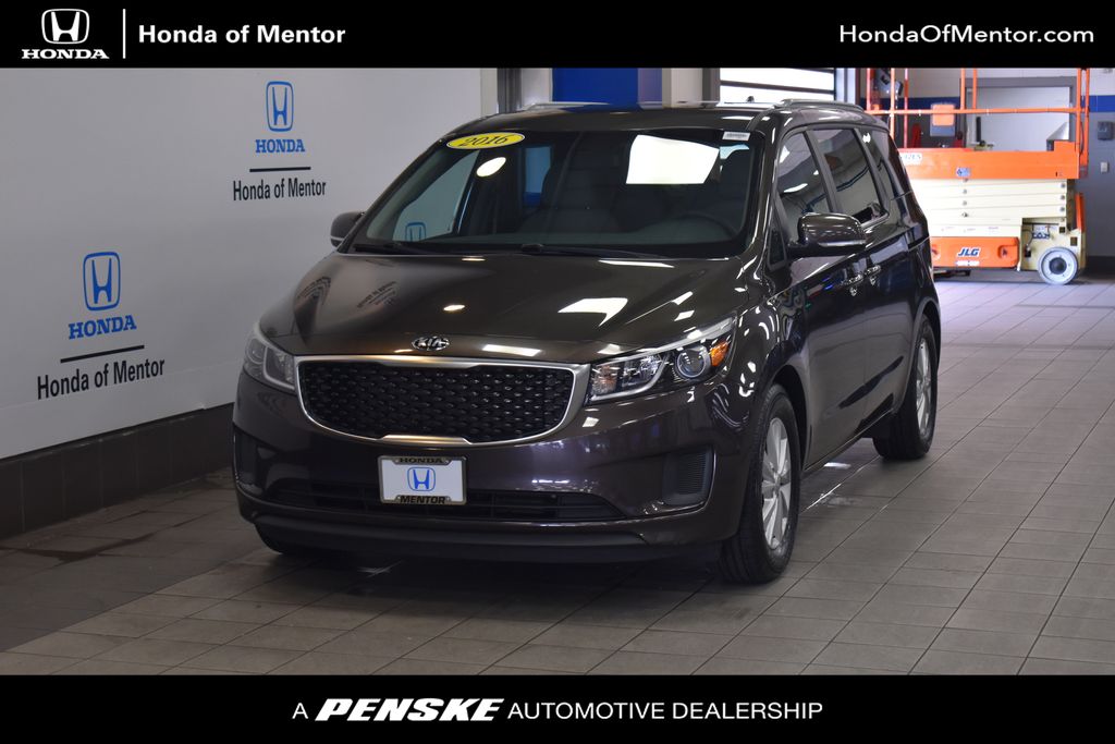 2016 Kia Sedona LX -
                  Mentor, OH