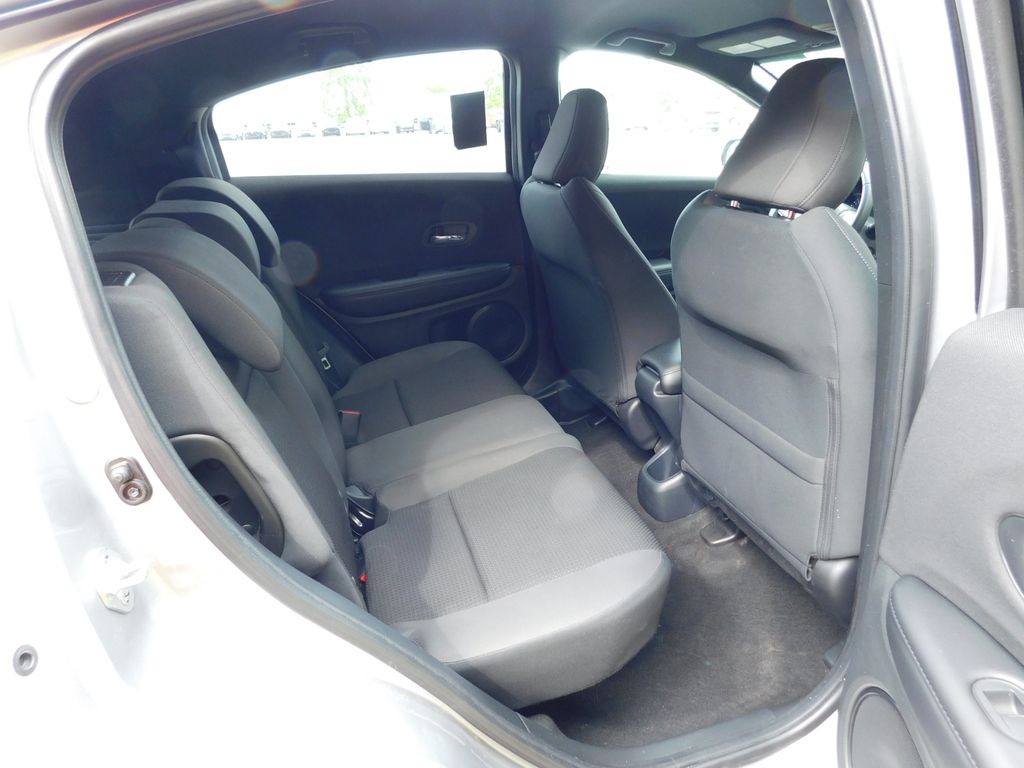 2022 Honda HR-V Sport 5