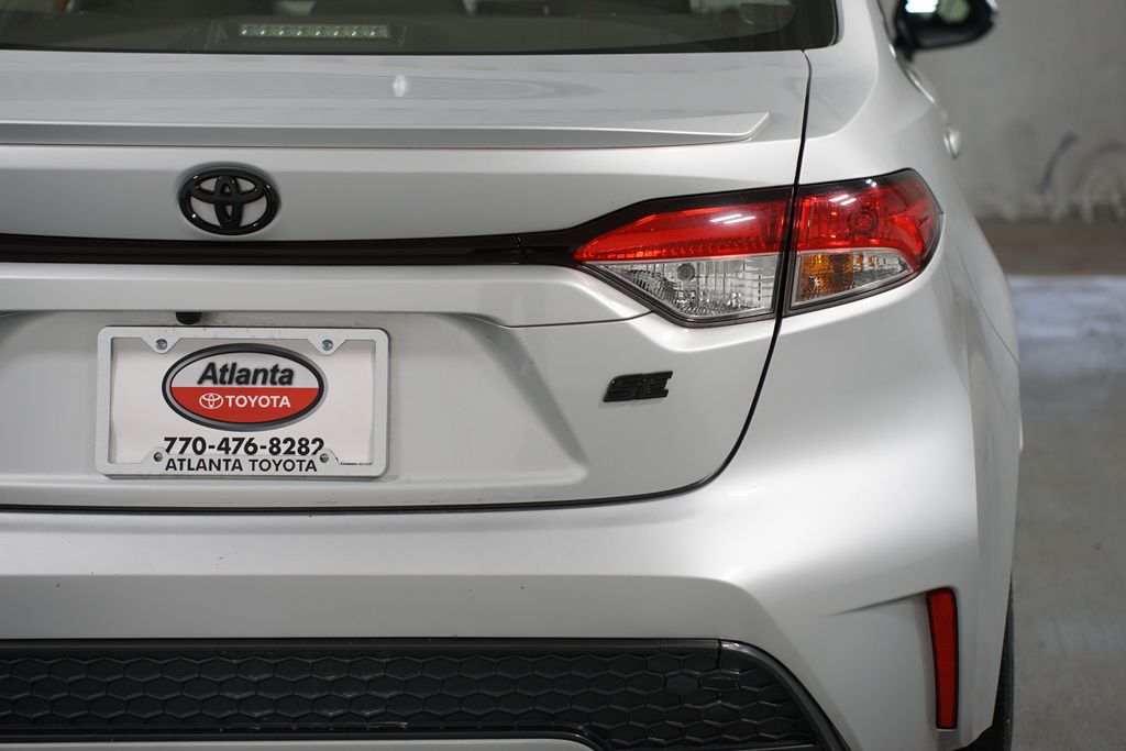 Thumbnail: 2022 Toyota Corolla - 10