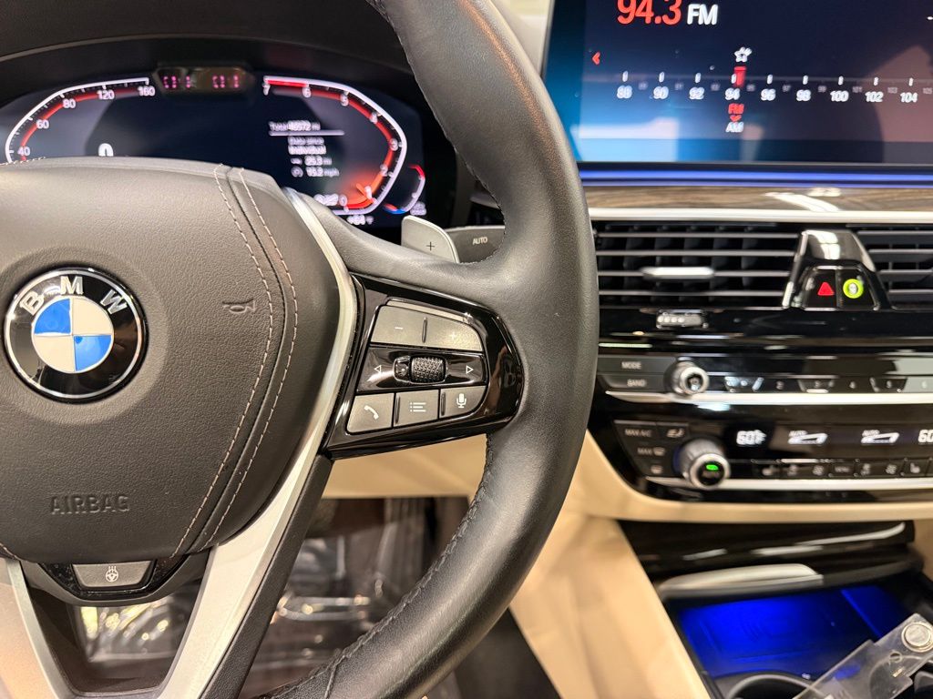 Thumbnail: 2023 BMW 5 Series - 14