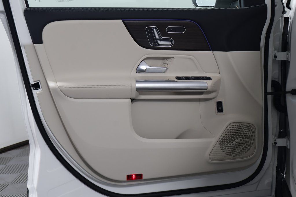 Thumbnail: 2026 Mercedes-Benz GLA - 7