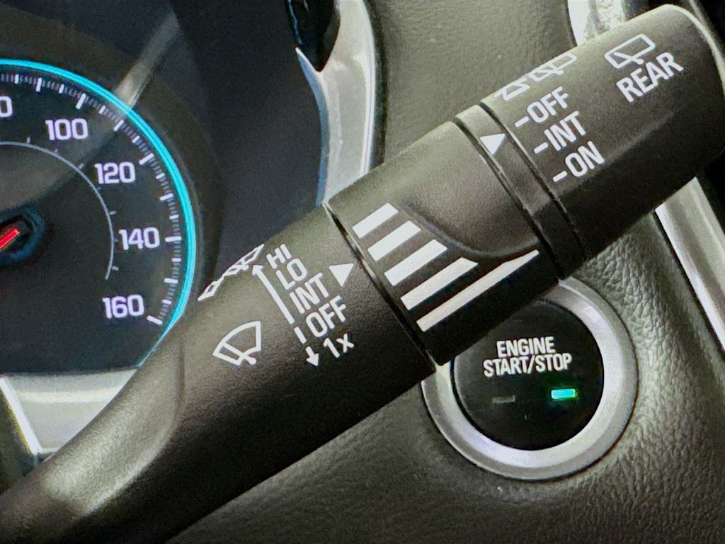 Used Car 2020 Chevrolet Traverse  Rs For Sale Under $25,000 In Austin, Texas