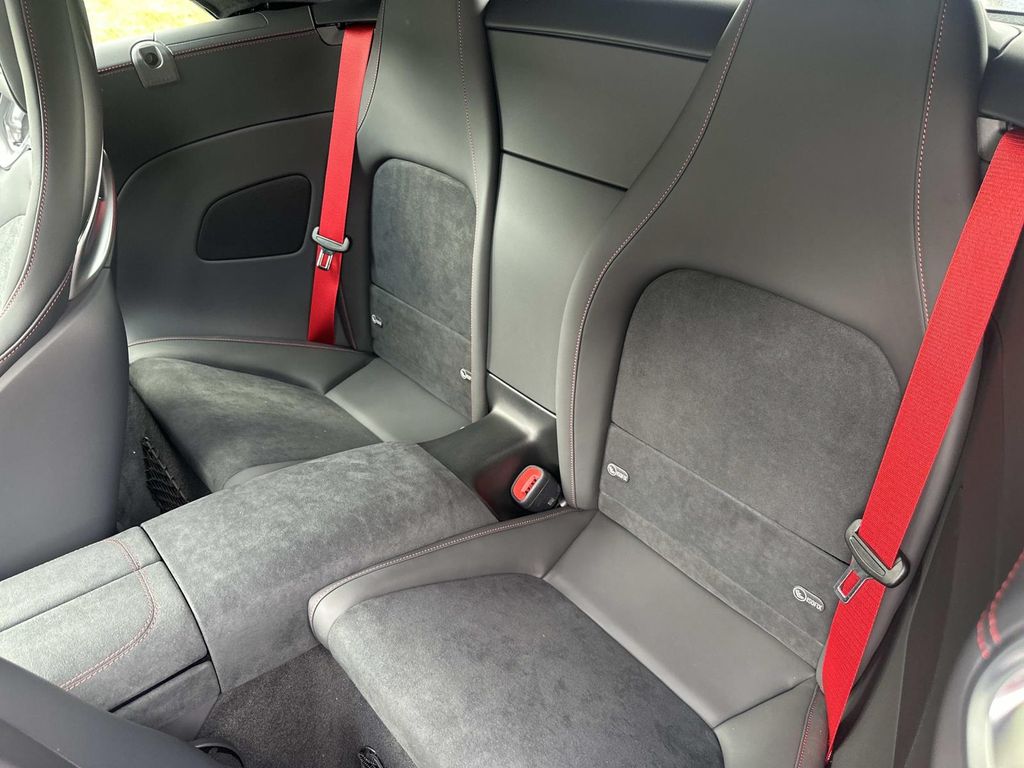 Thumbnail: 2025 Mercedes-Benz SL-Class - 19