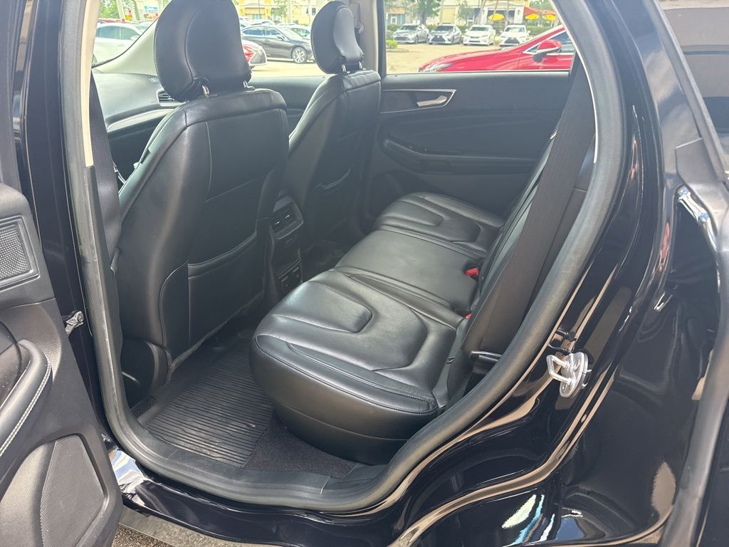 Used 2019 Black Ford Titanium image 15