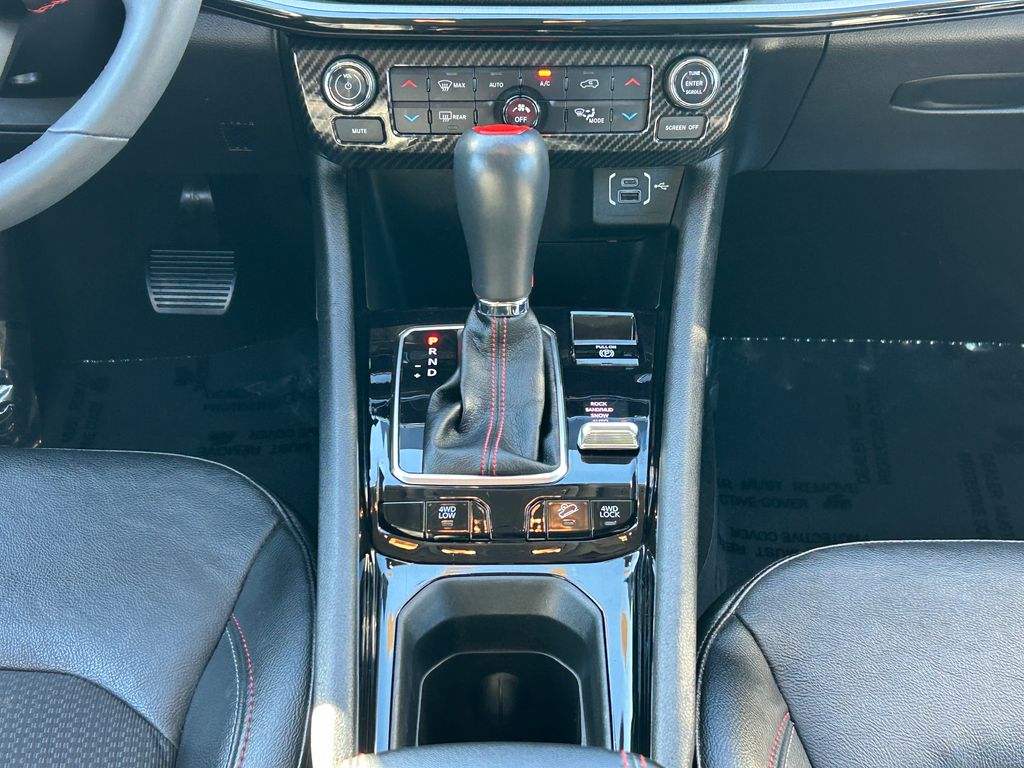 Thumbnail: 2022 Jeep Compass - 25