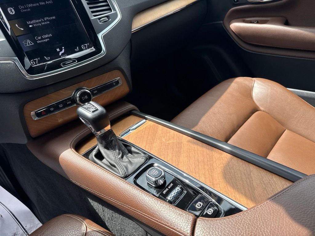 2021 Volvo XC90 T6 Momentum White at Subaru and VW of Moon Township