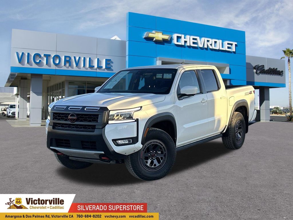 Glacier White 2025 Nissan Frontier Pickup Truck Four-Wheel Drive 9-Speed Automatic Overdrive