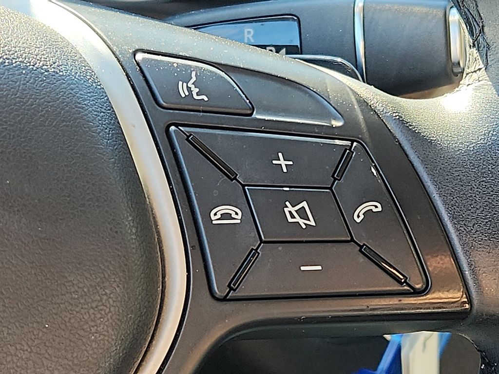 Thumbnail: 2014 Mercedes-Benz E-Class - 24