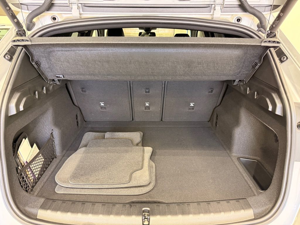 Thumbnail: 2025 BMW X1 - 23