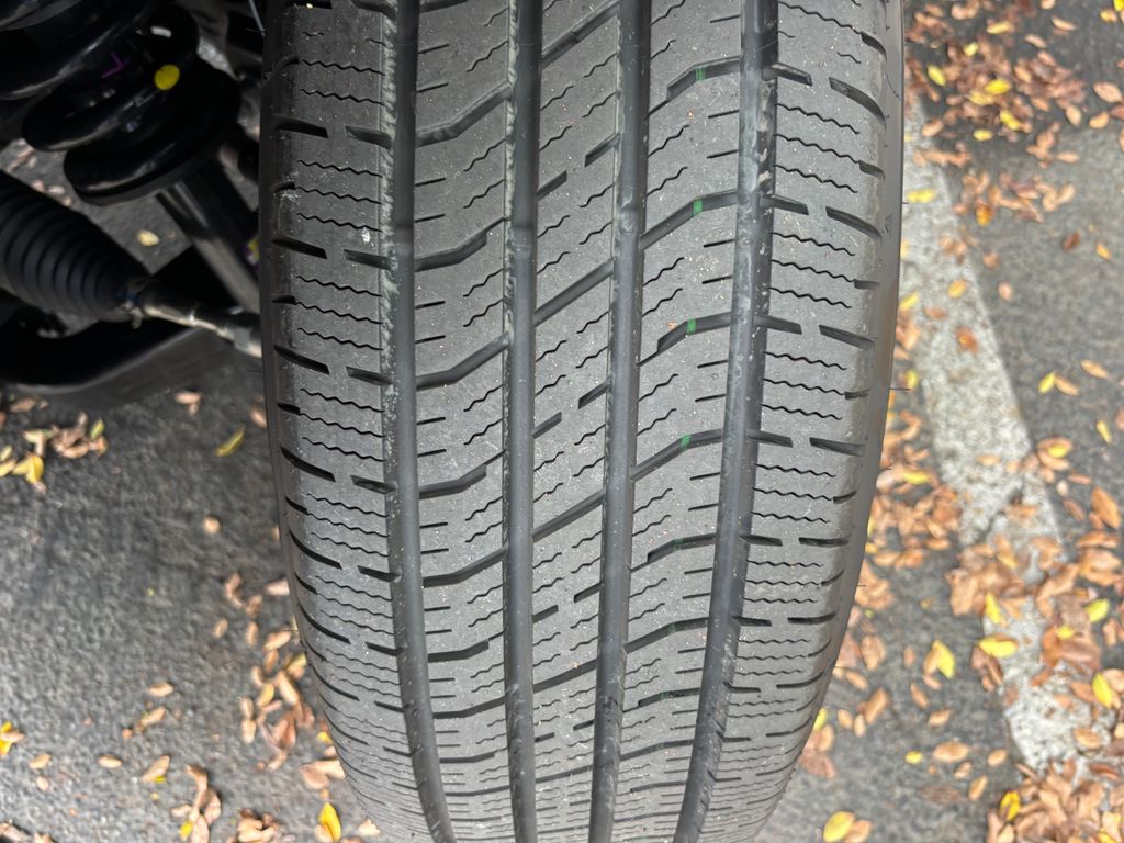 Thumbnail: 2025 Toyota Tacoma - 27