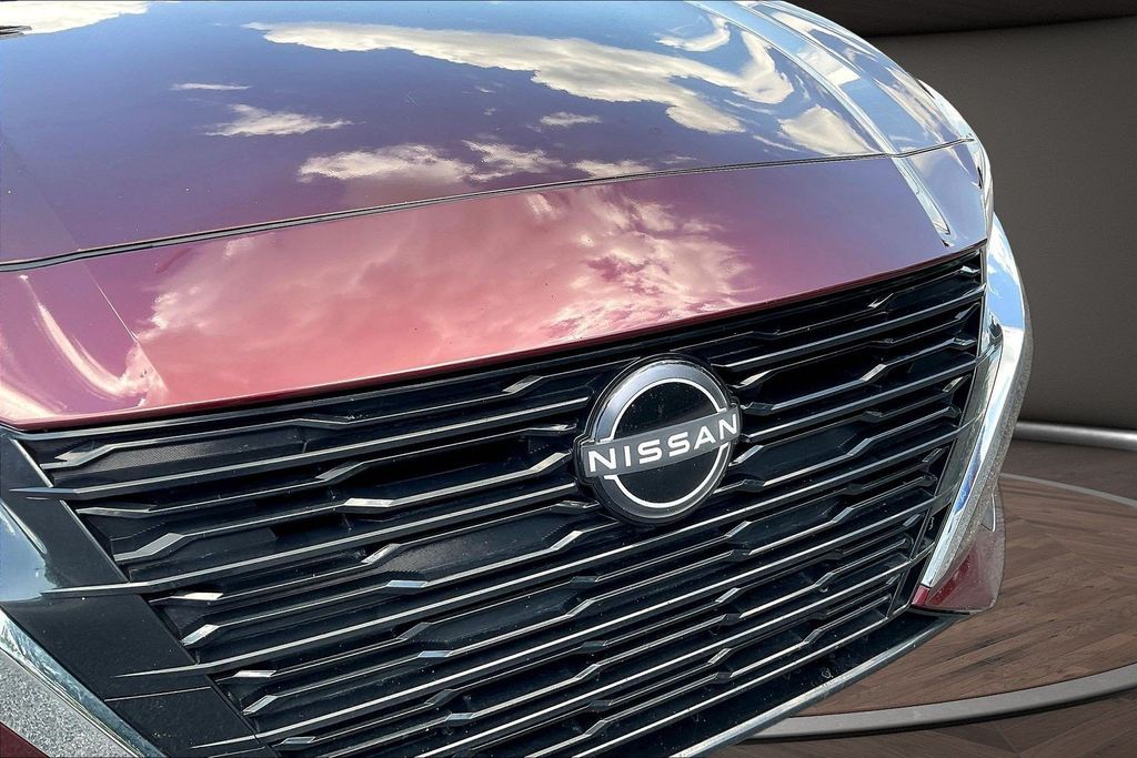 Used 2025 Nissan Altima Sedan