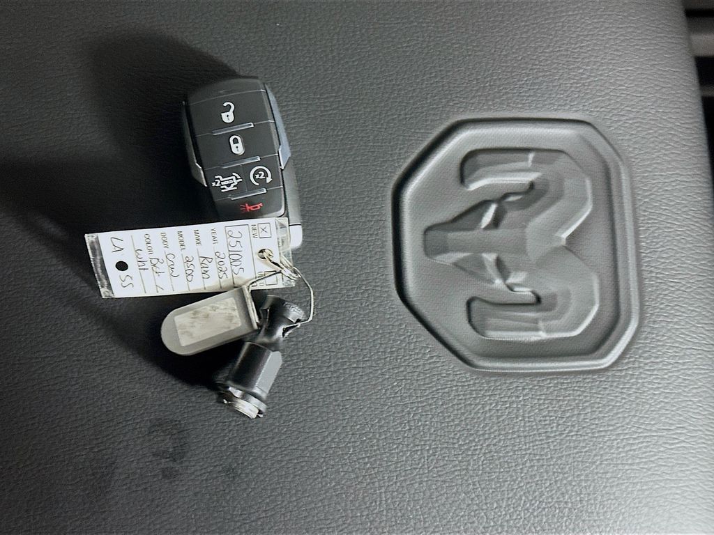 New 2025 White Ram Laramie 12in image 21