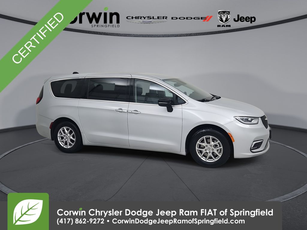 2024 Chrysler Pacifica Touring L FWD
