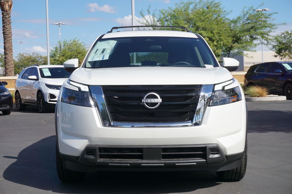 2024 Nissan Pathfinder SV 5