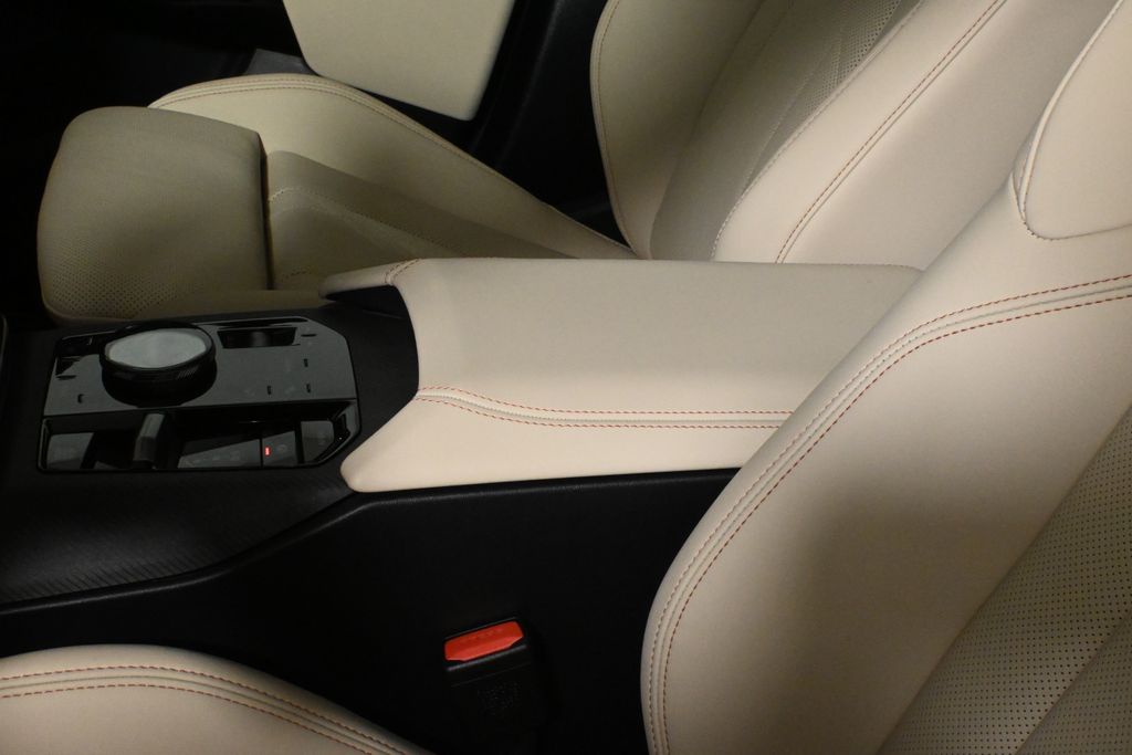 Thumbnail: 2026 BMW X3 - 26