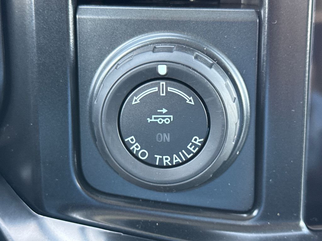 New 2026 White Ford Lariat image 38