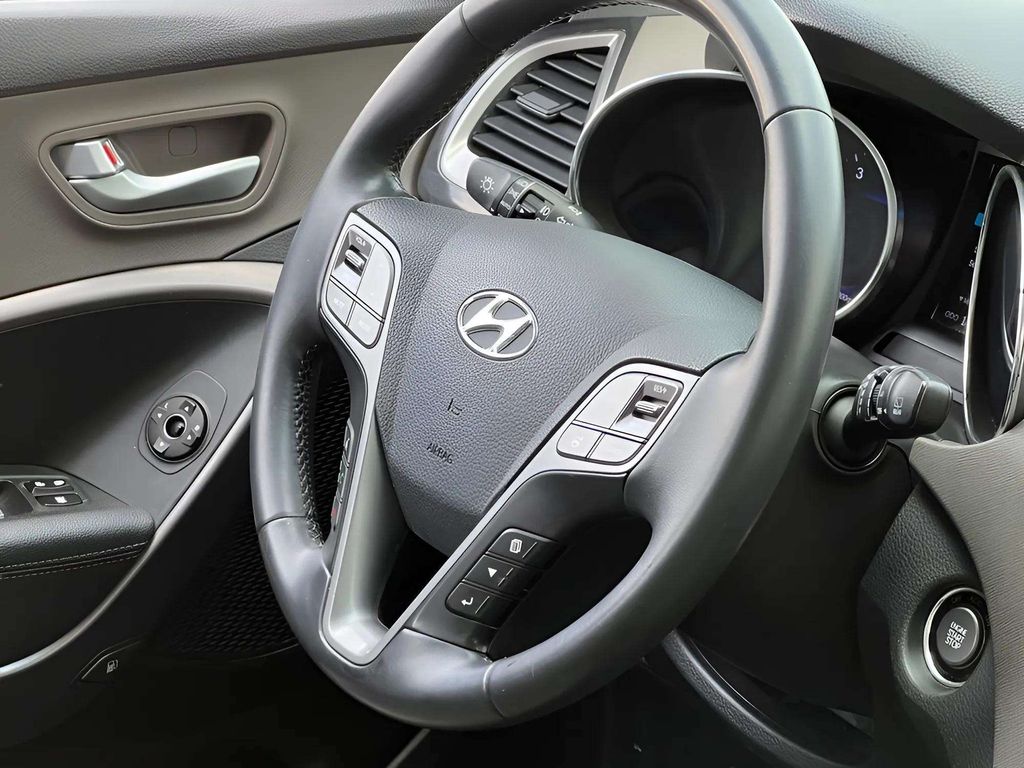 2013 Hyundai Santa Fe Sport #27