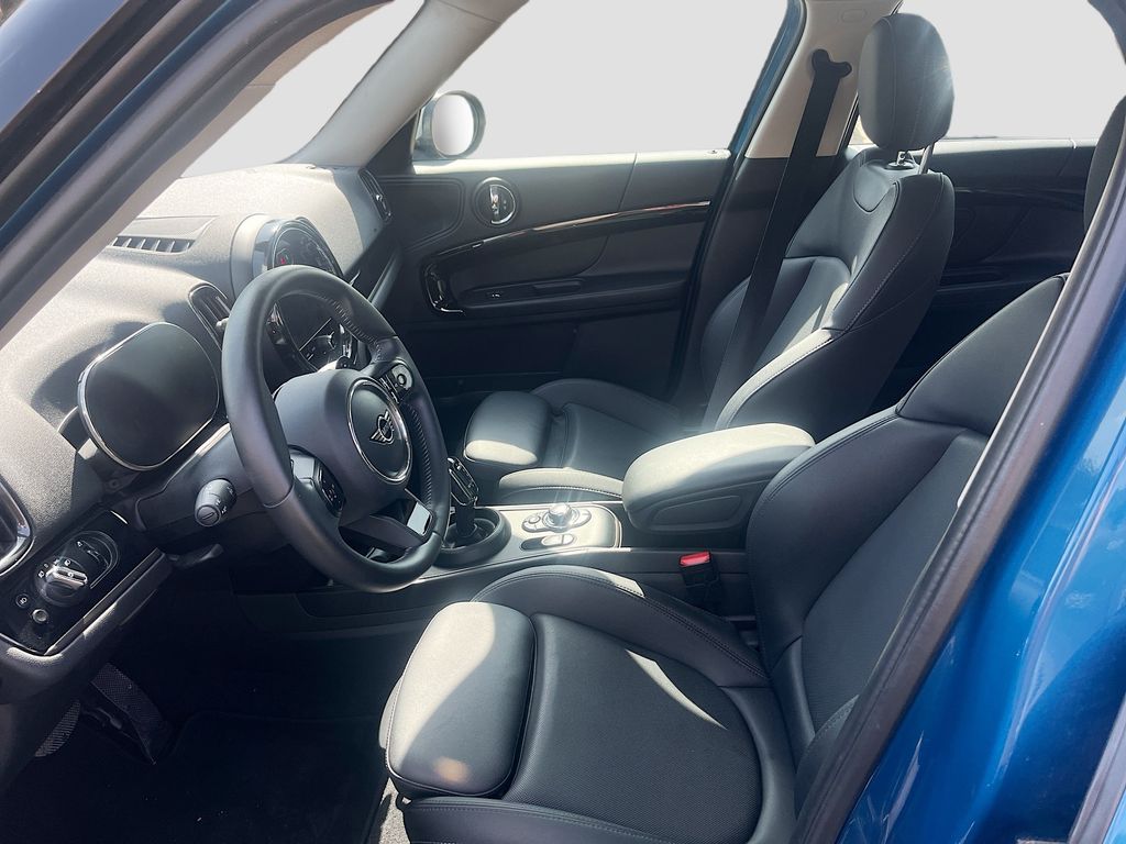 Used 2023 Blue MINI  image 22