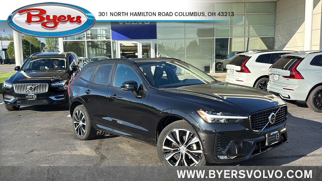 Onyx Black Metallic 2025 Volvo XC60 B5 Plus Dark Theme AWD SUV / Crossover All-Wheel Drive Automatic