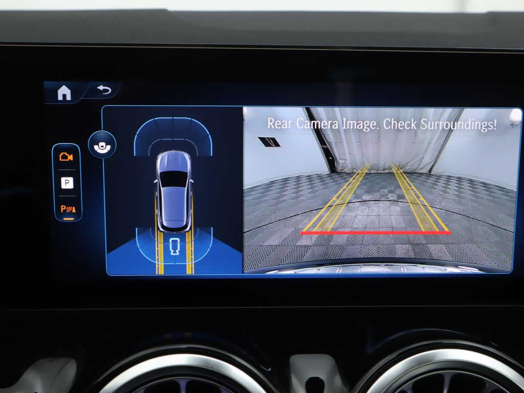 Thumbnail: 2026 Mercedes-Benz GLA - 17