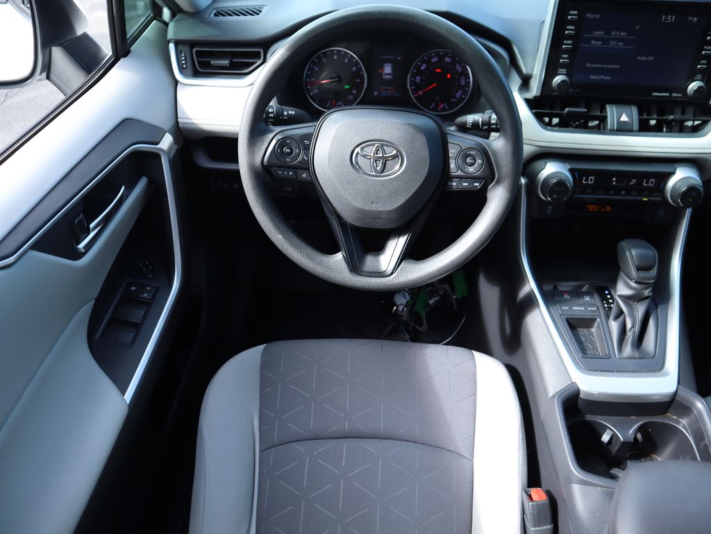 Thumbnail: 2020 Toyota RAV4 - 6