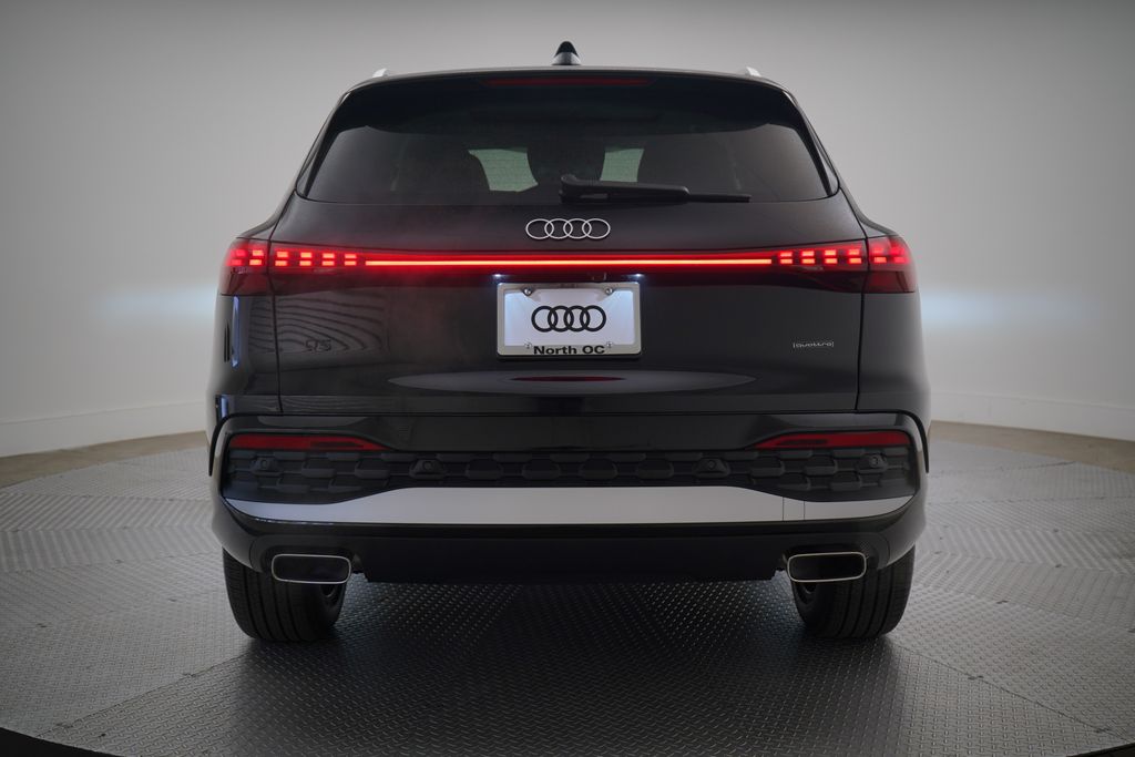 Thumbnail: 2025 Audi Q5 - 4