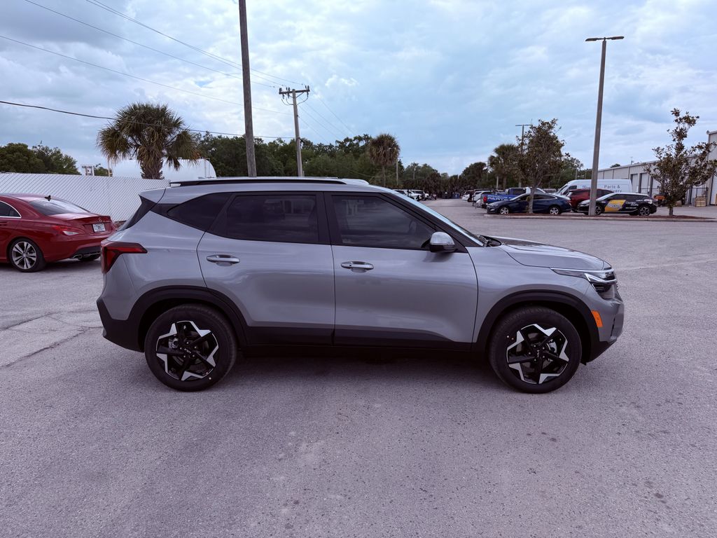 new 2026 Kia Seltos car, priced at $24,187