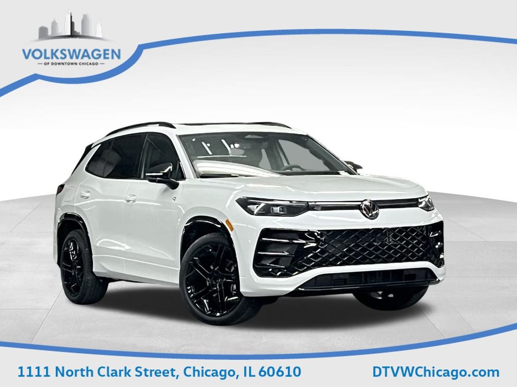 2026 Volkswagen Tiguan SE R-LINE BLACK's photo