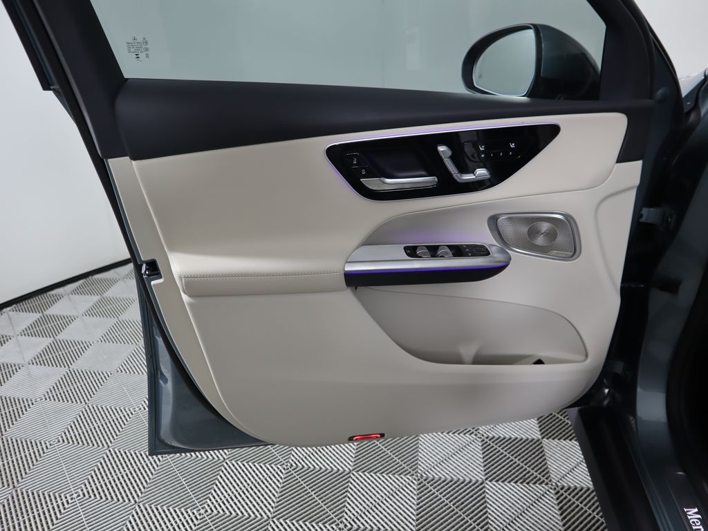 Thumbnail: 2026 Mercedes-Benz GLC - 26