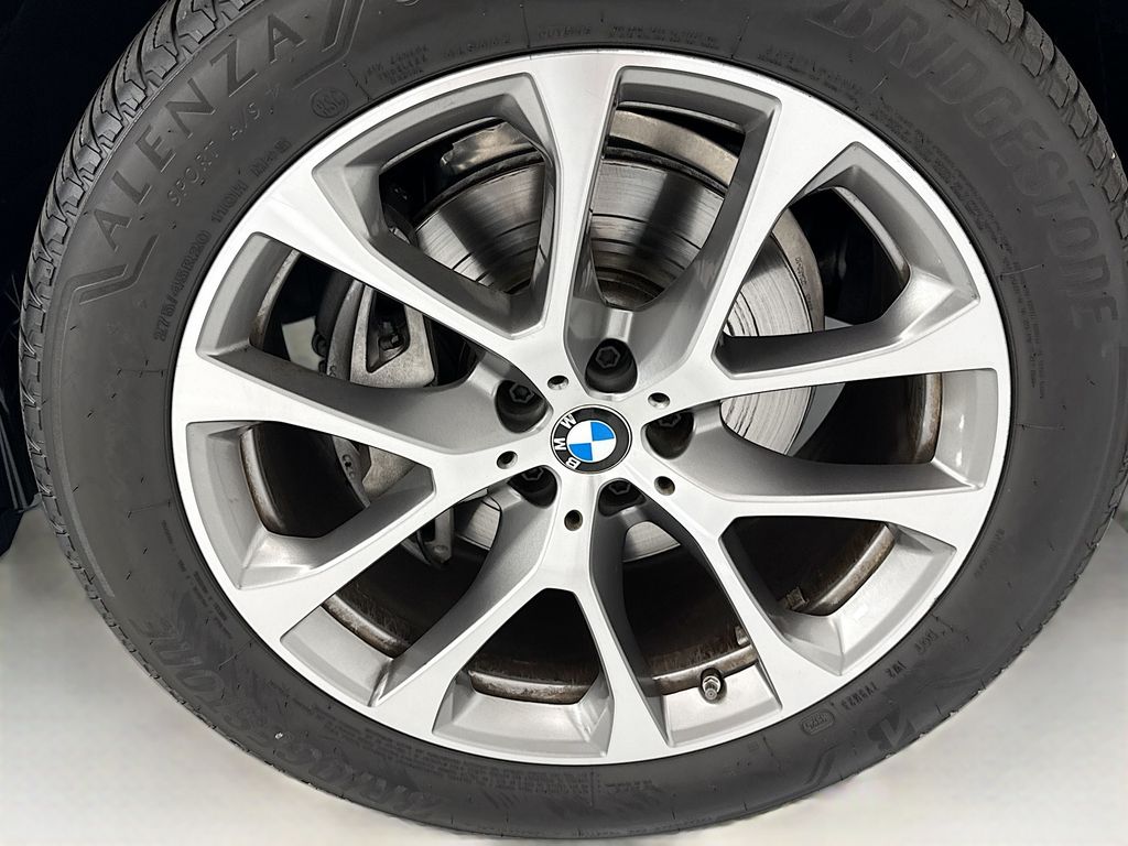 Thumbnail: 2026 BMW X5 - 31