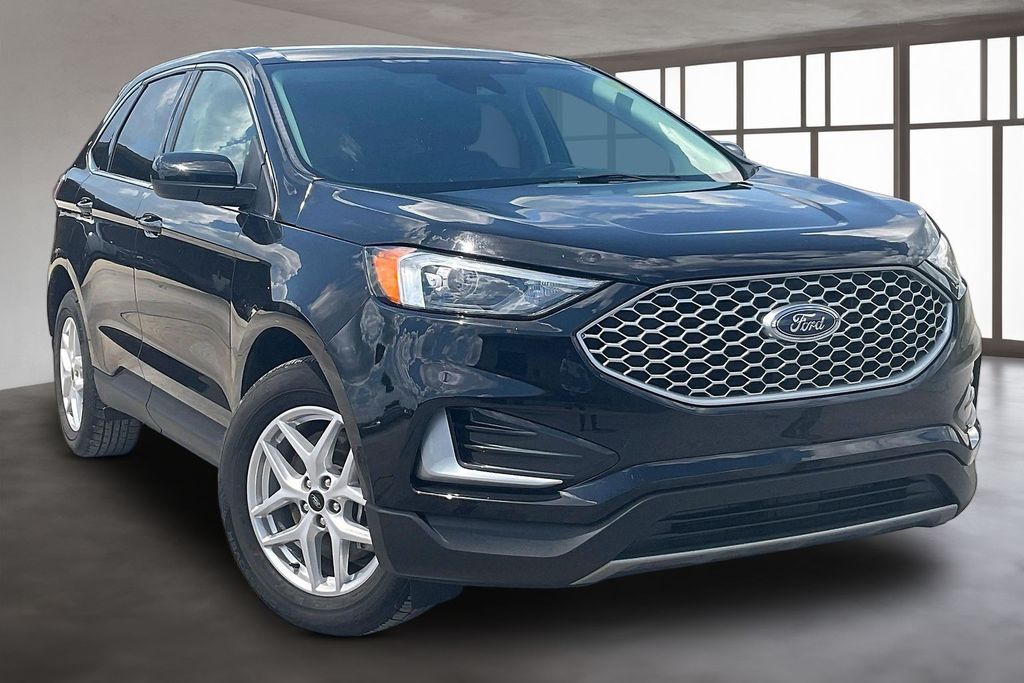 Used 2024 Ford Edge SUV