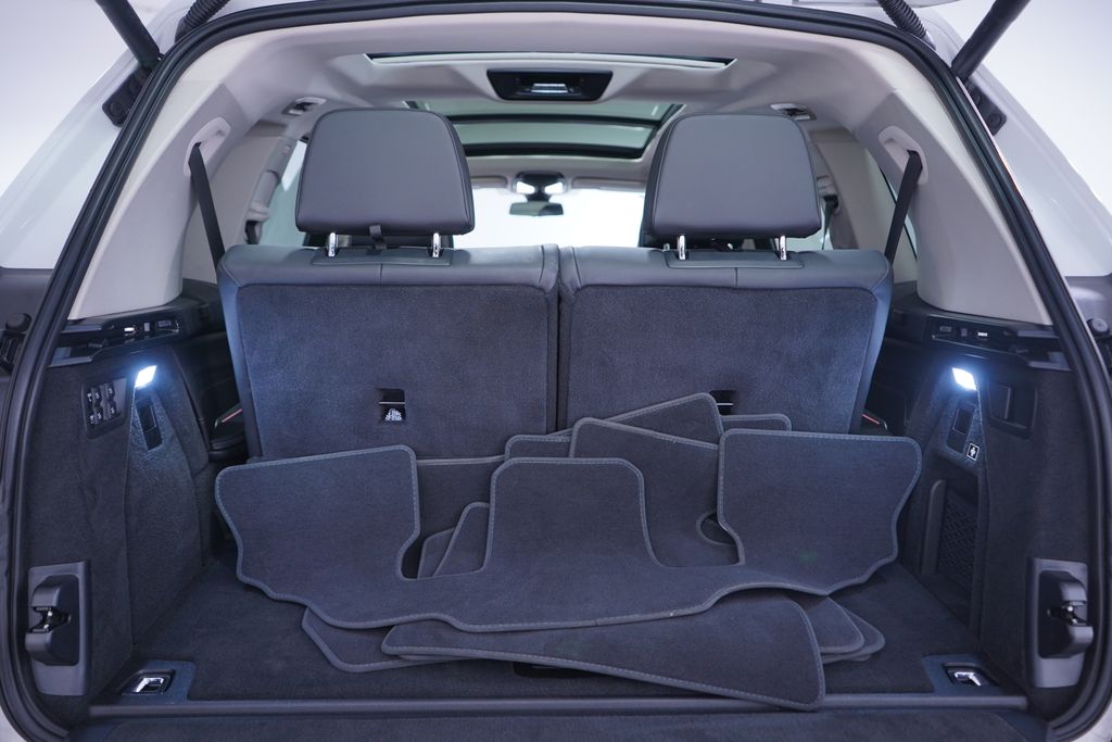 Thumbnail: 2022 BMW X7 - 24