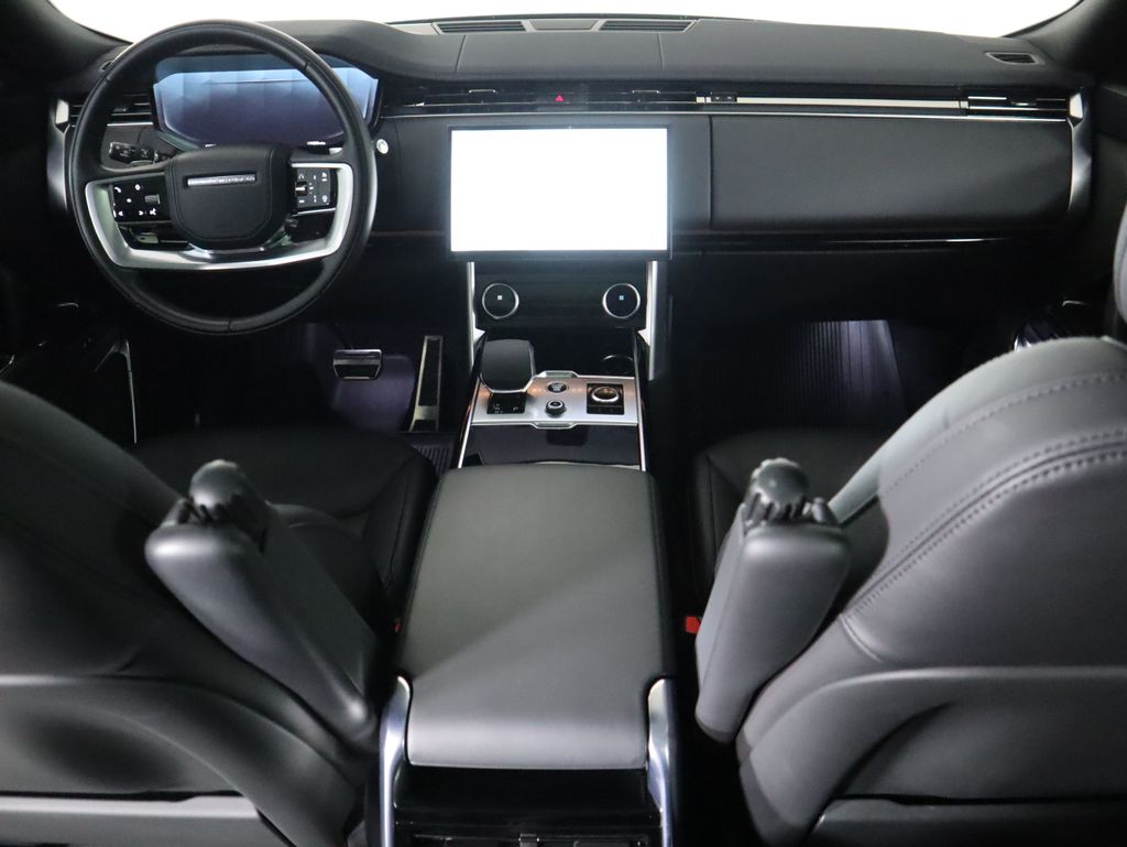 Thumbnail: 2023 Land Rover Range Rover - 13