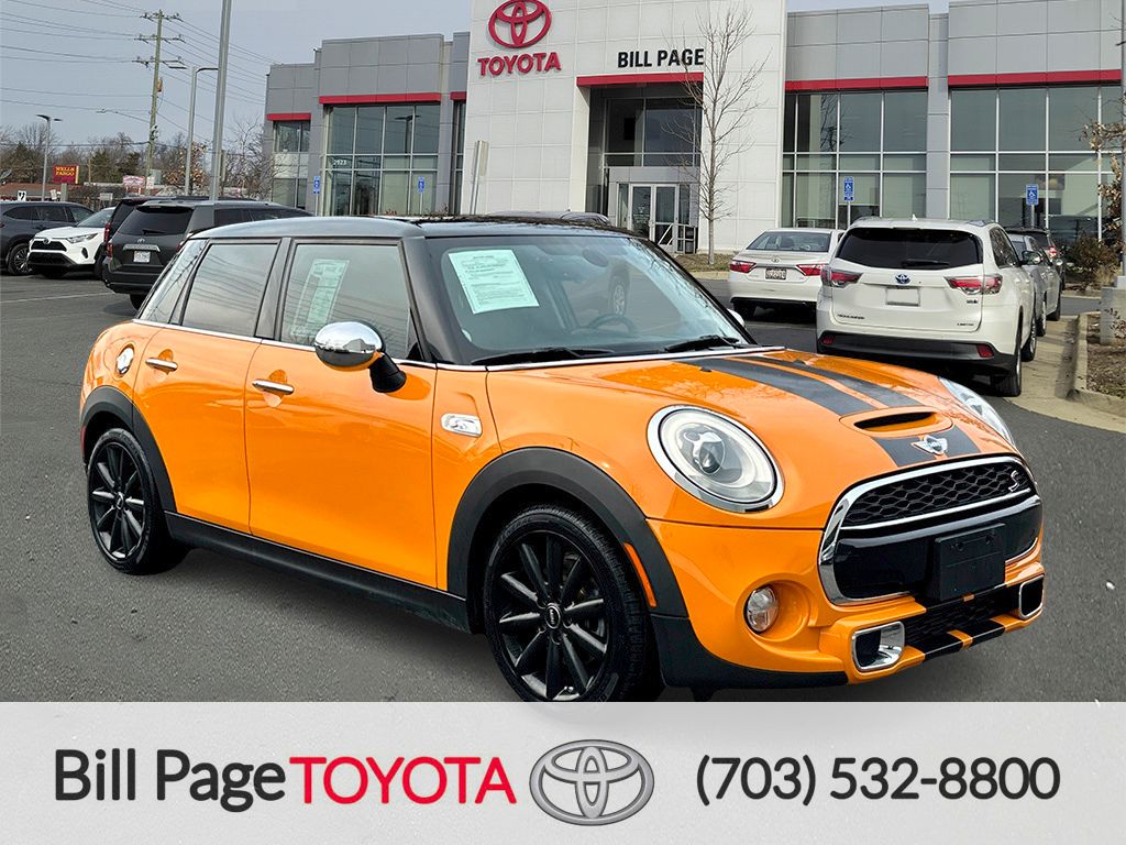 2015 MINI Cooper S 4-Door Hatchback FWD
