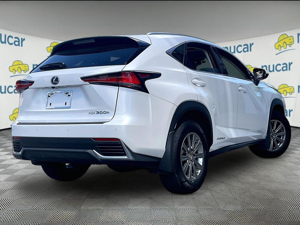 2021 Lexus NX — photo 6