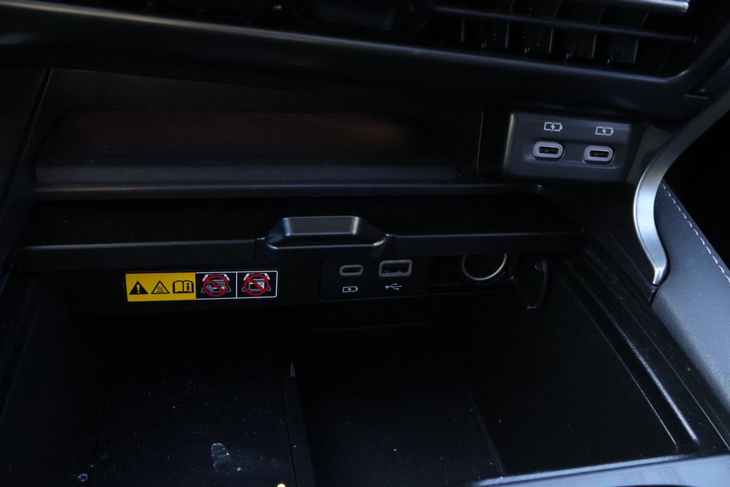 Thumbnail: 2025 Lexus RX - 25