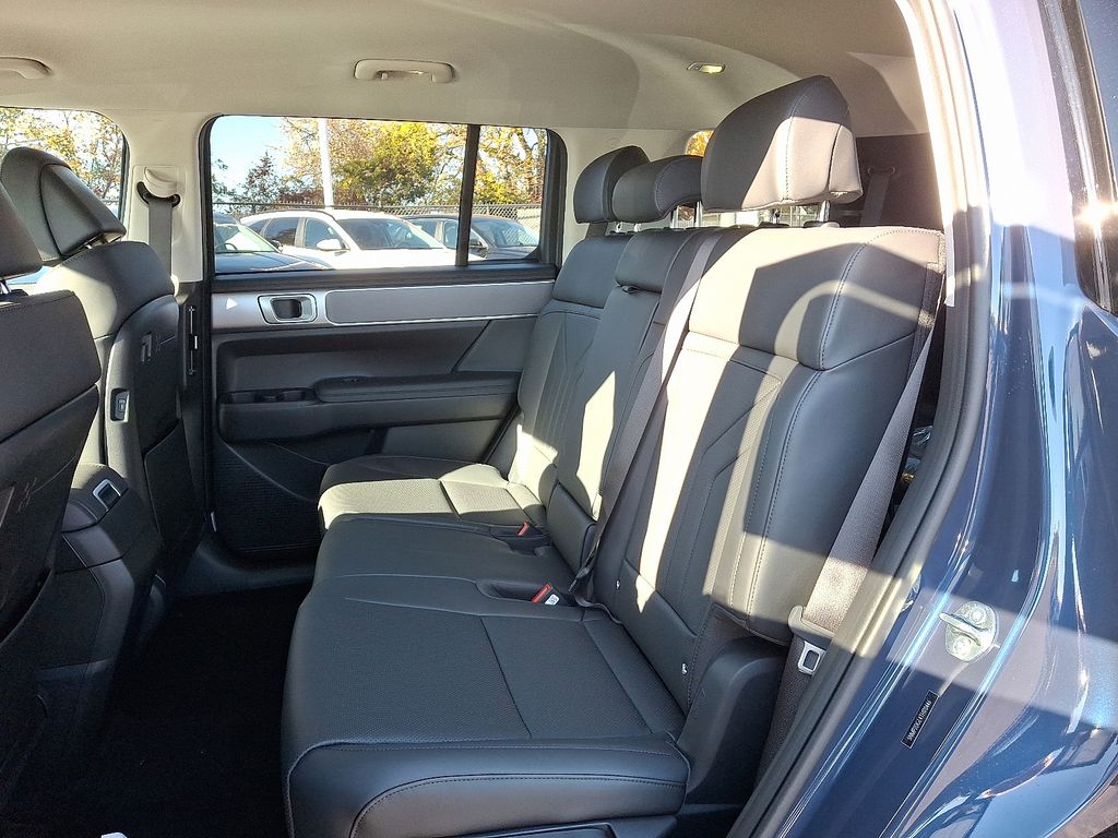 Thumbnail: 2026 Hyundai Santa Fe - 5